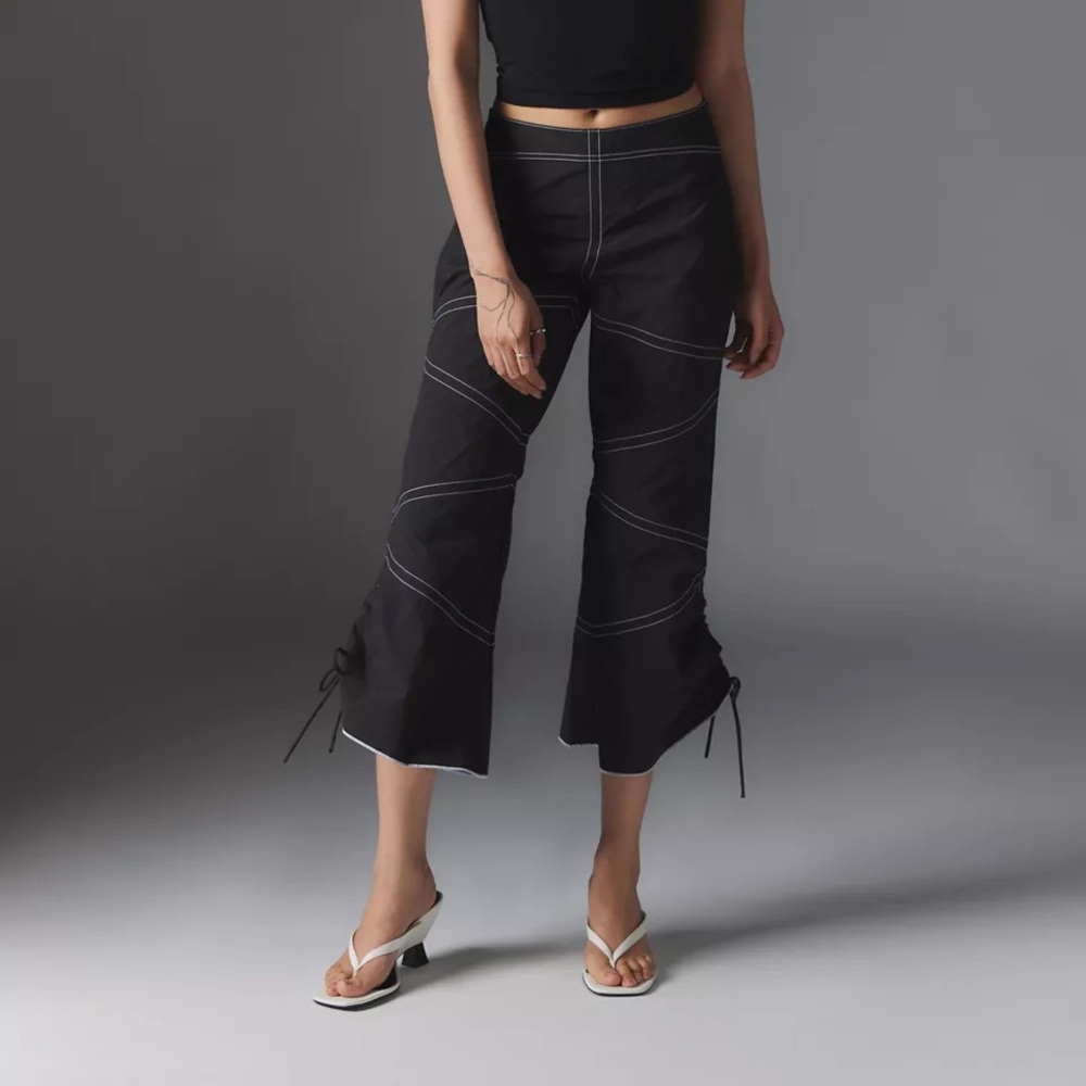 URBAN OUTFITTERS Silence + Noise Hayley Cropped Kick-Flare Pant